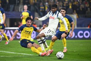 yumeno aika nu nghe si dac biet voi phong cach rieng va tam anh huong to lon trong gioi giai tri nhat ban 697e87d1400b8